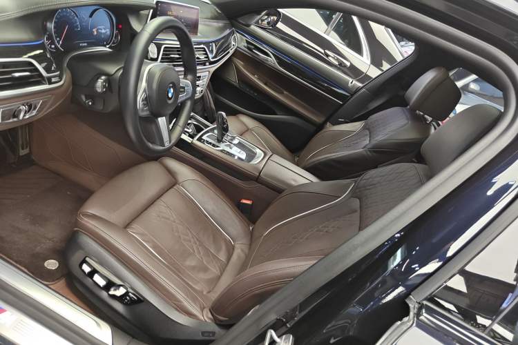 Used BMW 7 Series 2018 730Li Luxury Edition M Sport Package
