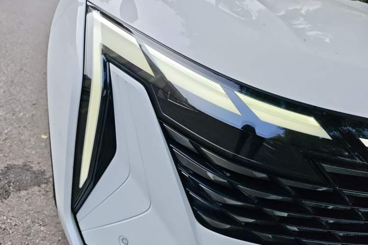 Used Geely Auto FX11 2023 2.0TD DCT Prestige Edition