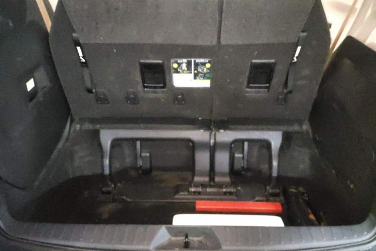 Used Toyota SIENNA 2021 2.5L Hybrid Luxury Edition Trunk