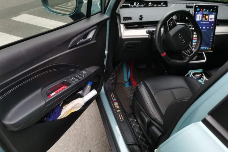 Used NETA V 2021 Long-Range Entertainment Edition Upgrade Model
