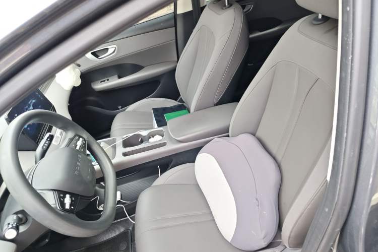 Used Roewe D6 2025 450 km Premium Edition
