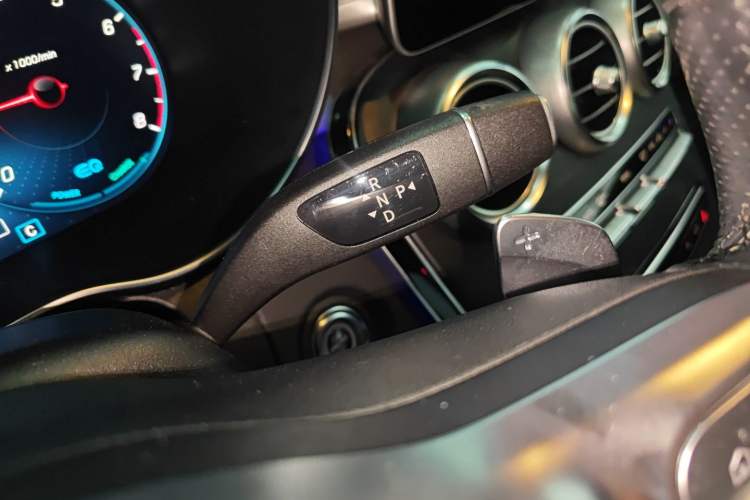 Used Mercedes-Benz C-Class 2019 C 260 Coupe Gear Lever