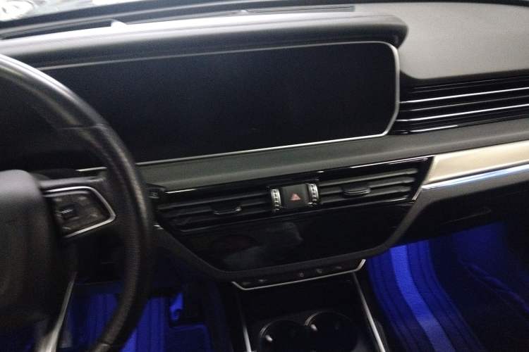 Used Hongqi HS5 2022 Facelifted Version 2.0T Smart Connect Flagship All-Wheel-Drive Edition