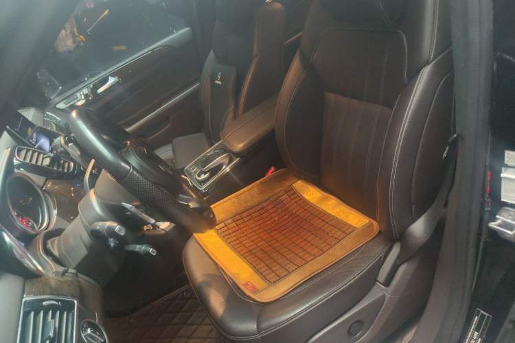 Used Mercedes-Benz GLS 2018 Refreshed GLS 400 4MATIC Dynamic Edition Left Front Seat
