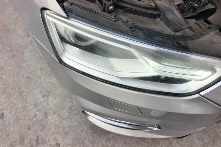 Used Audi Q3 2017 35 TFSI Fashion Model Right Front Headlight