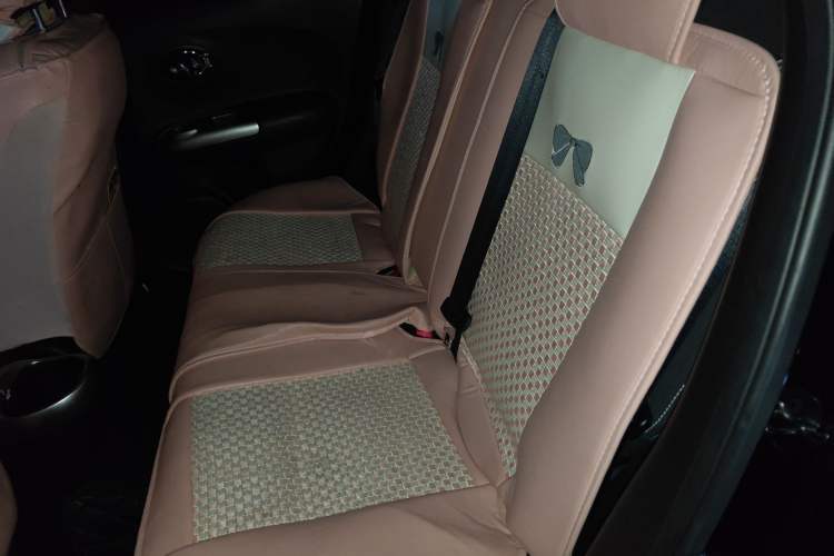 Used Infiniti ESQ 2014 1.6L Spontaneous Edition Left Rear Seat