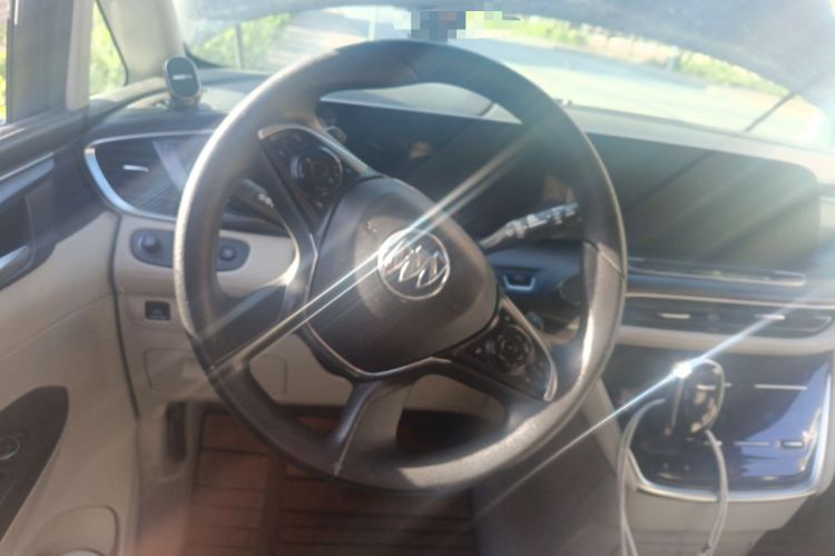 Used Buick GL8 2021 ES Landtrek 653T Comfort Edition Steering Wheel