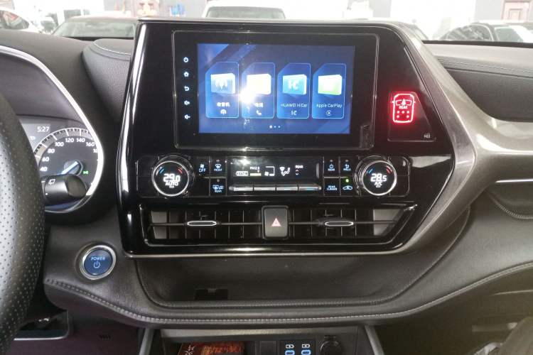 Used Toyota Crown Kluger 2021 2.5L HEV Four-Wheel Drive Elite Edition Audio And AC Panel