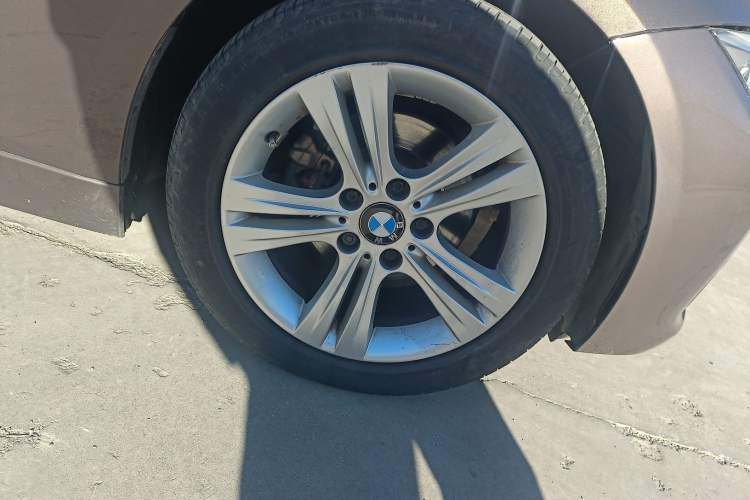 Used BMW 3 Series 2013 320i Sport Design Package