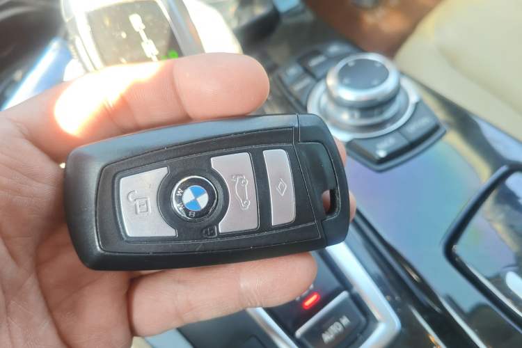 Used BMW 5 Series 2012 523Li Luxury Model Vehicle Key