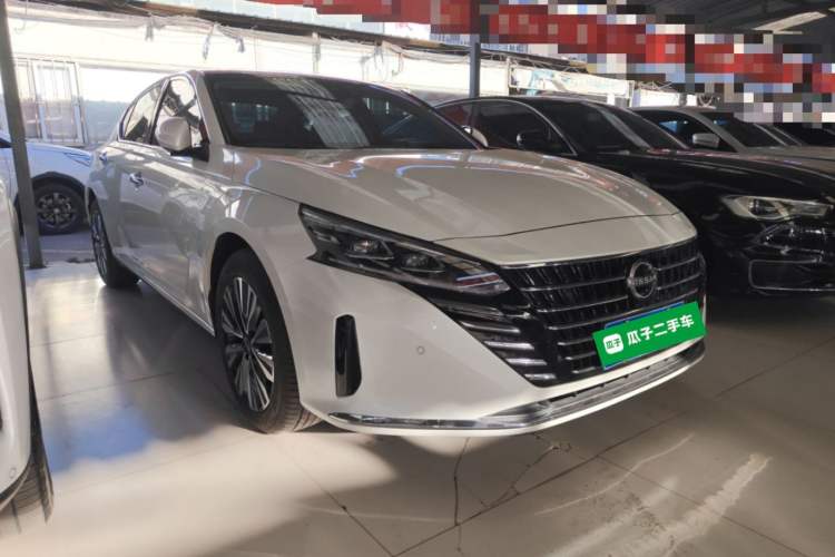 Used Nissan Teana 2022 2.0L XL-Upr Enjoyment Edition Front Right 45 Deg