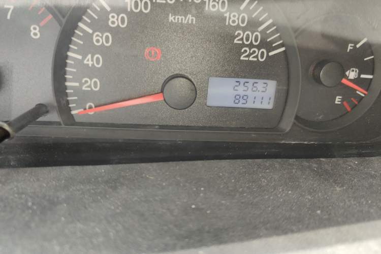 Used Geely Auto Diamond 2015 Sedan 1.5L Manual SuperDeluxe Model
