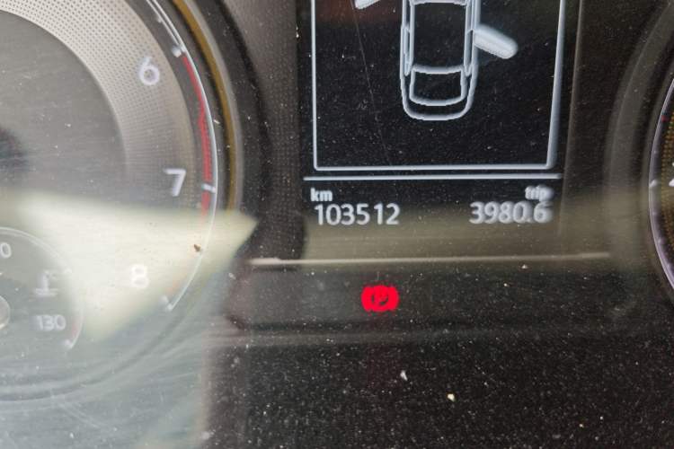 Used Volkswagen Lamando 2019 230TSI DSG Vision Edition China VI Standard Odometer Close Up