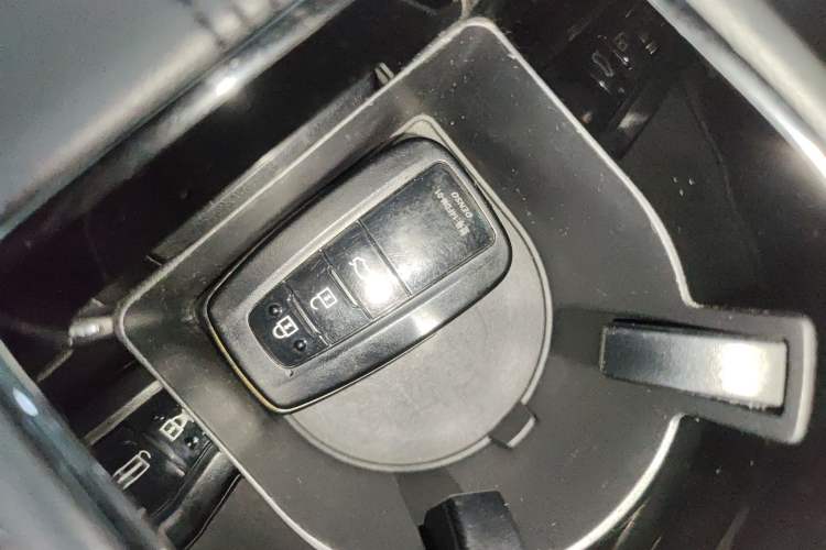 Used Toyota Avalon 2022 2.5L Ambition Edition