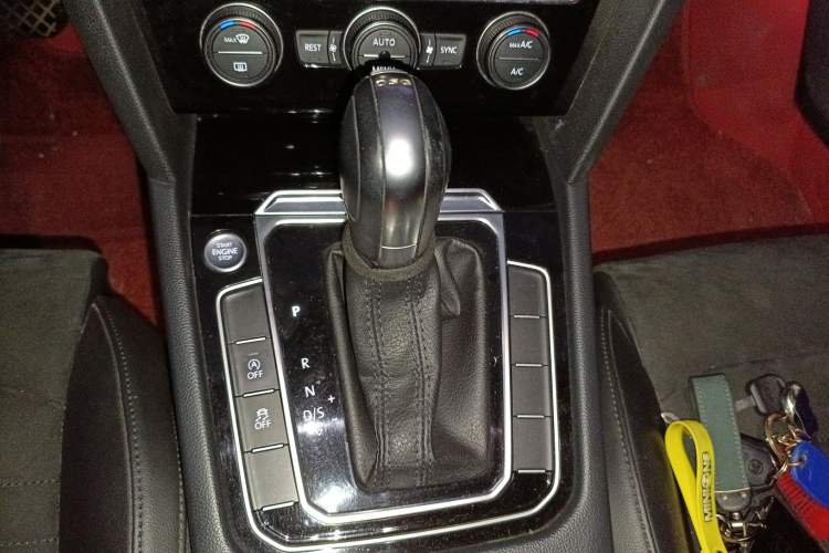 Used Volkswagen Magotan 2017 330TSI DSG Luxury Model Gear Lever