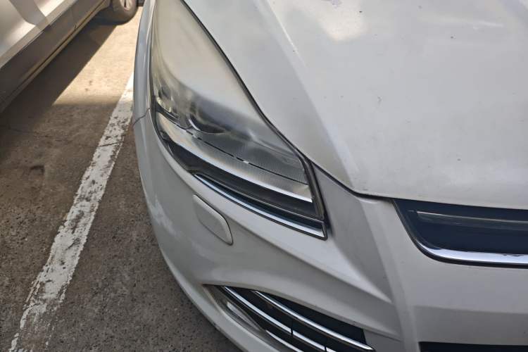 Used Ford Kuga 2013 2.0L GTDi Four-Wheel-Drive Sport Model
