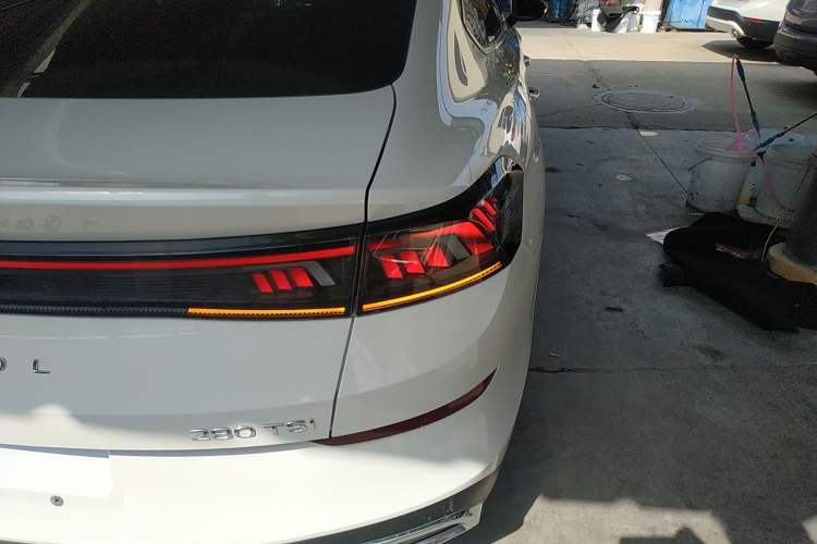 Used Volkswagen Lamando 2023 Lavida L 280TSI DSG Cool & Spicy Edition