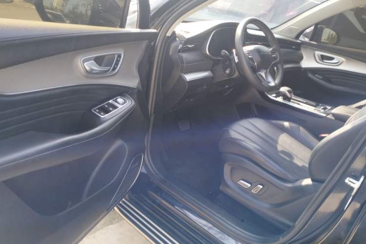 Used Roewe RX5 MAX 2019 300TGI Automatic 4G Connect Luxury Edition