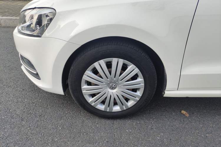 Used Volkswagen Polo 2018 1.5L Automatic Enjoyment Model Left Front Wheel Hub