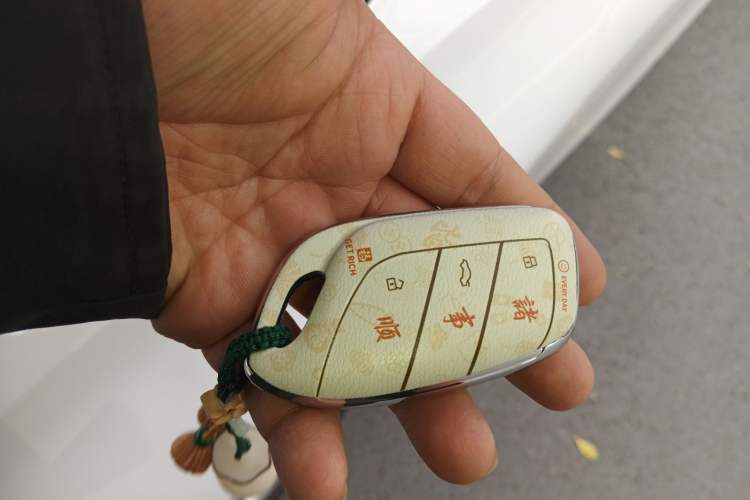 Used Roewe i5 2026 Model 1.5L CVT Luxury Version
