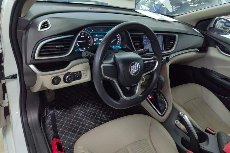 Used Buick GT 2017 15N Automatic Elite Version Center Console