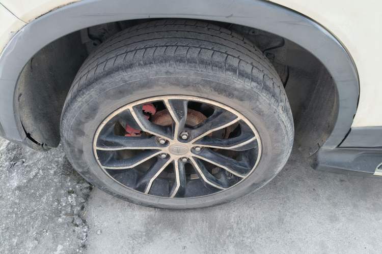 Used FAW Senya R7 2016 1.6L Manual Luxury Model