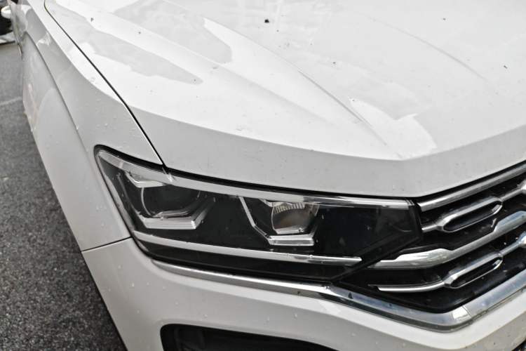 Used Volkswagen Tayron 2019 330TSI Four-Wheel Drive Luxury Version China V Standard Right Front Headlight