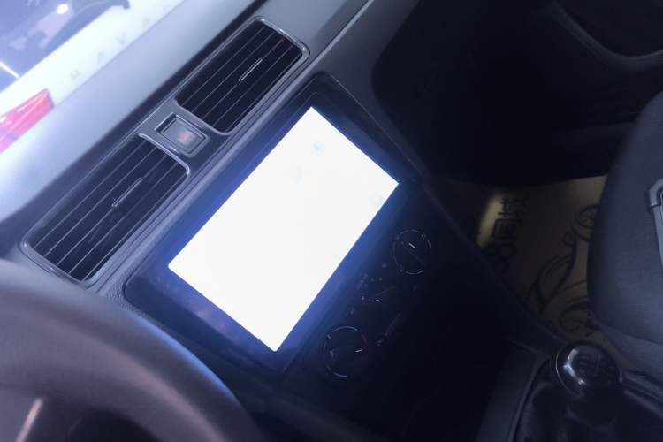 Used Volkswagen Santana 2015 1.4L Manual Fashion Edition