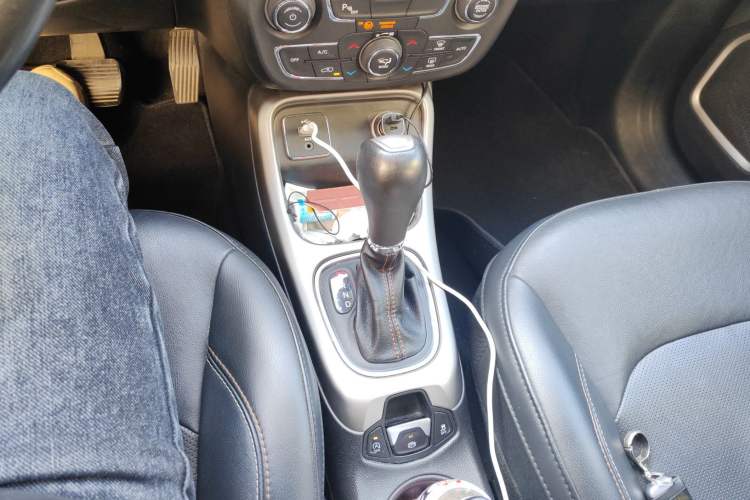 Used Jeep Compass 2017 200T Automatic Family Edition