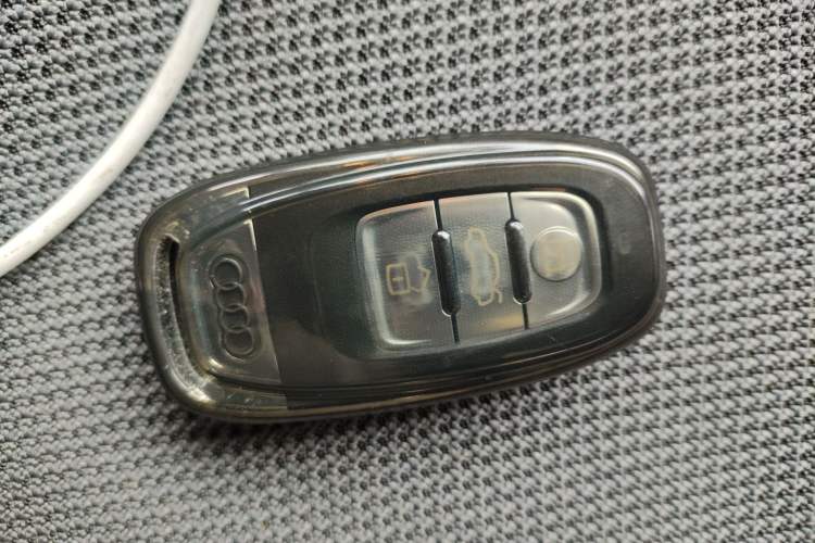 Used Audi A6L 2018 30th Anniversary Edition 35 TFSI Fashion Model Vehicle Key