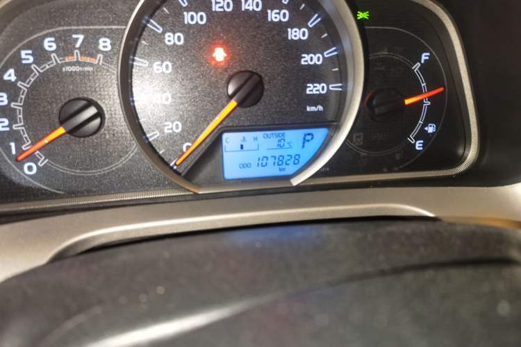 Used Toyota RAV4 2015 2.0L CVT Two-Wheel Drive Fashion Edition