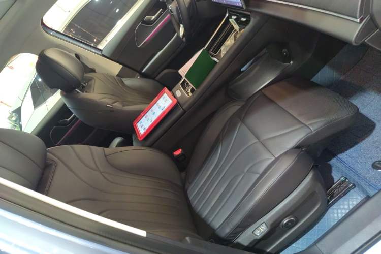 Used Chery Fengyun T9 2024 120 Long-Range Flagship Version 7 Seats Ternary Lithium Right Front Seat