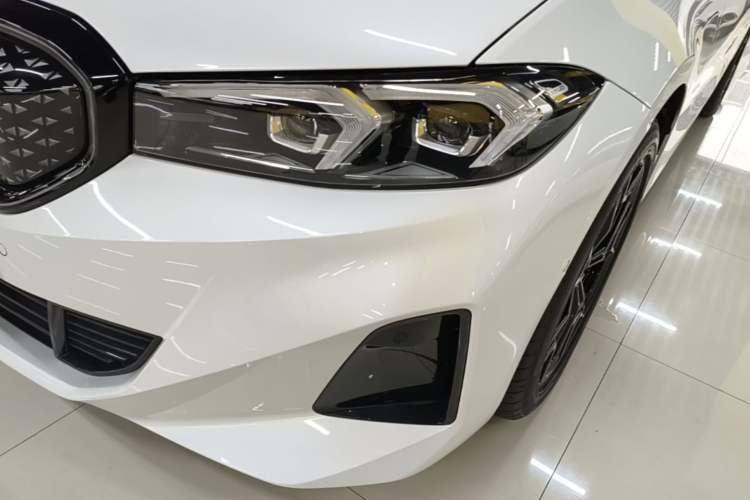 Used BMW i3 2025 eDrive 40 L Midnight Edition Left Front Headlight