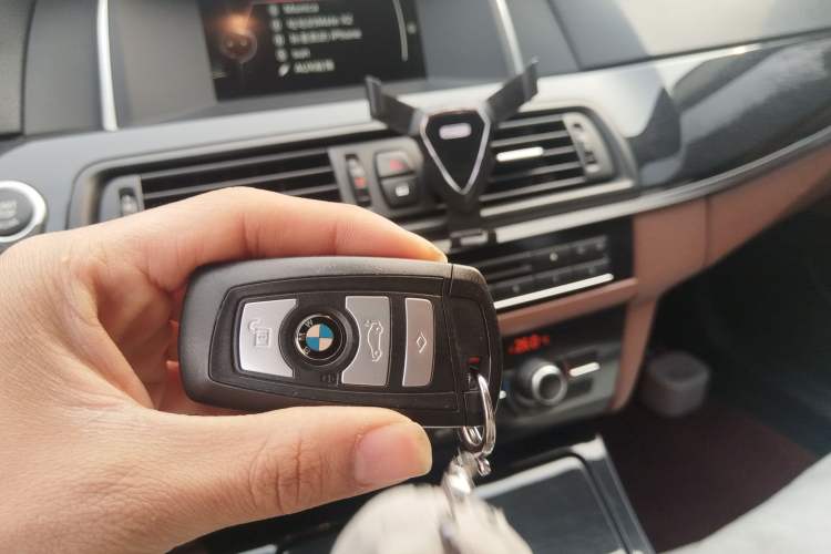 Used BMW 5 Series 2014 520Li Elegant Model