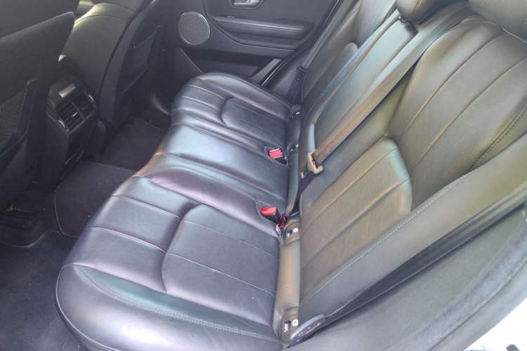 Used Land Rover Range Evoque 2016 2.0T SE Smart Glow Edition Left Rear Seat