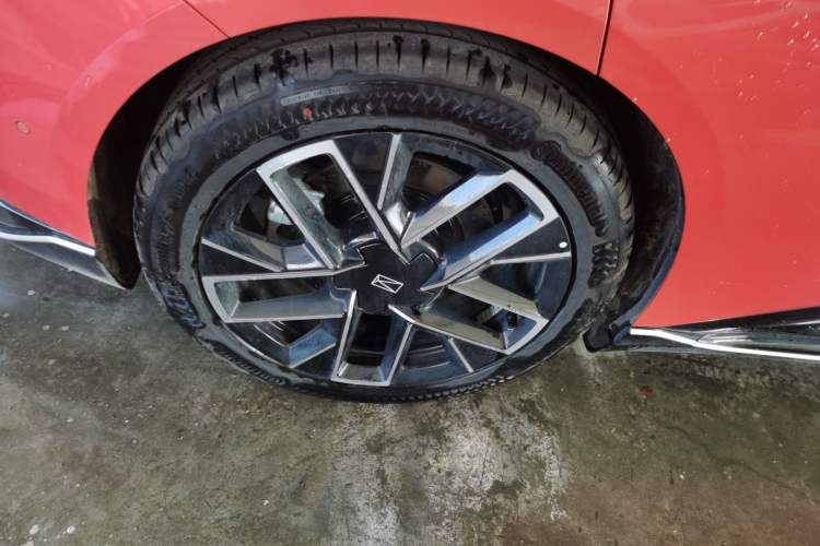 Used Avatr 06 2025 Pro Range-Extended Edition
