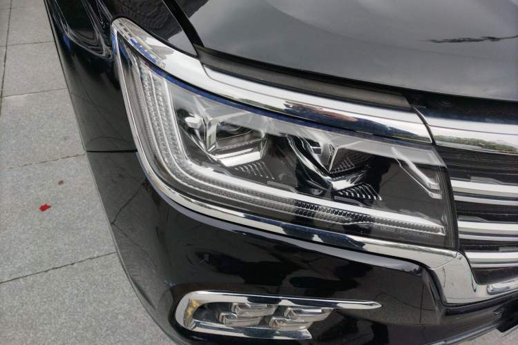 Used Roewe RX8 2019 30T Smart Connectivity Four-Wheel Drive Supreme Flagship Edition