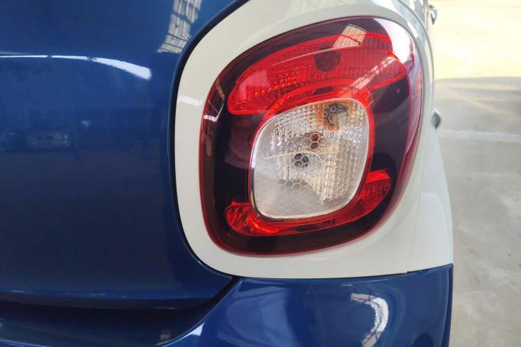 Used smart forfour 2018 1.0L 52kW Passion Edition
