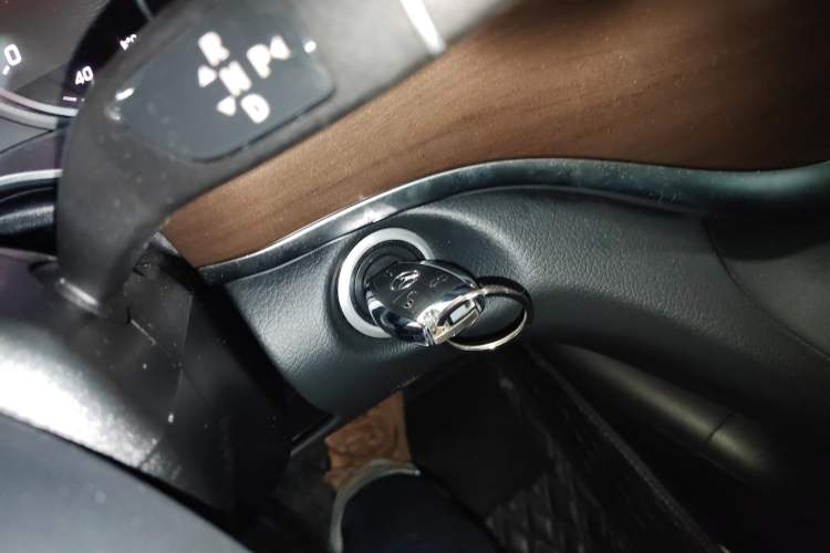 Used Mercedes-Benz V-Class 2020 V 260 L Long-wheelbase Luxury Edition