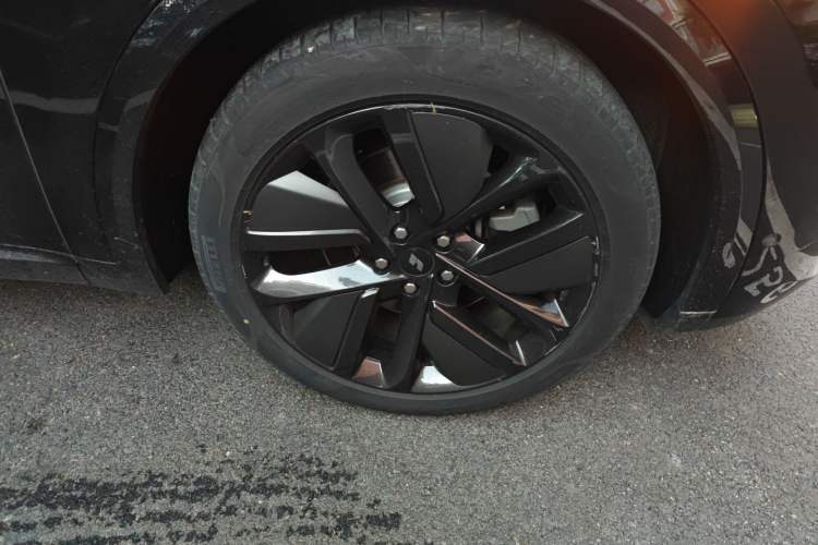 Used Li Auto L9 2022 Max model
