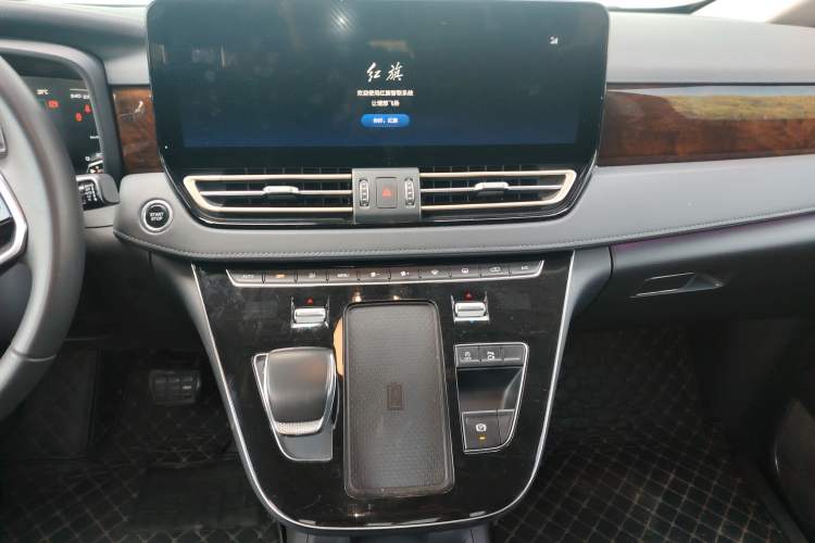 Used Hongqi HQ9 2023 2.0T Smart Connect Flagship Edition Audio And AC Panel