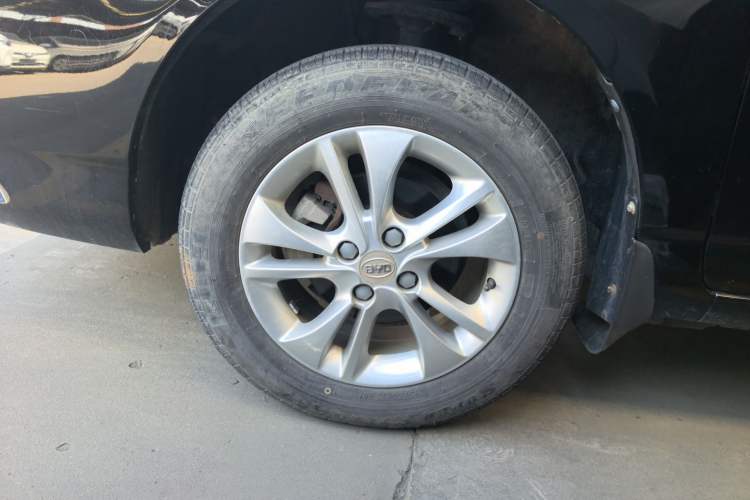 Used BYD F3 2015 Energy-Efficient Model 1.5L Manual Comfort Edition