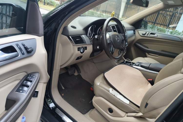 Used Mercedes-Benz M-Class 2012 ML 300