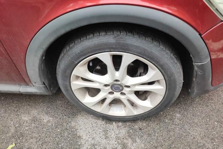 Used Volvo C30 2010 2.0 Zhiya Edition Right Front Wheel Hub