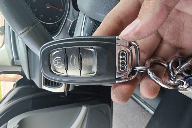 Used Audi A6L 2012 TFSI Comfort Model Vehicle Key