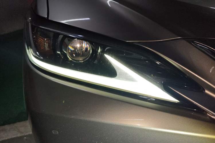 Used Lexus ES 2020 200 Excellence Edition