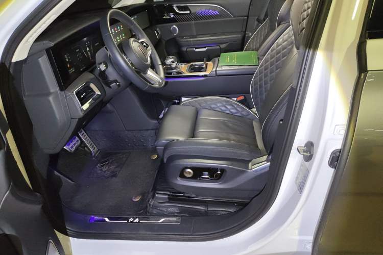 Used Hongqi E-HS9 2022 660 km Range Flagship Edition Four Seats