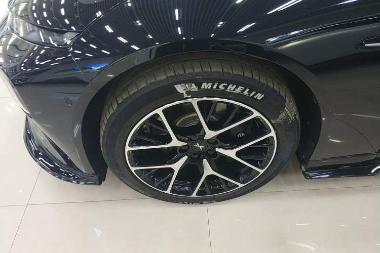 Used XPeng P7 2023 P7i 702 Pro Left Front Wheel Hub