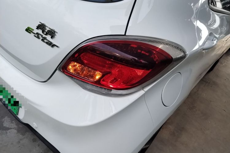 Used CHANGAN Benni E-Star 2022 Qingxin Edition Colorful Model Lithium Iron Phosphate
