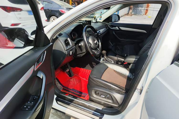 Used Audi Q3 2016 30 TFSI Fashion Model
